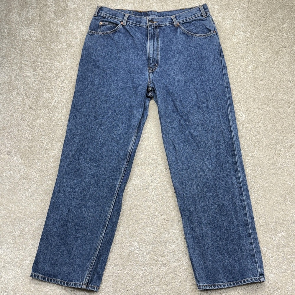 Levi's Men's relaxed 559 Jeans - Blue Denim 42x32.   SEE NOTE